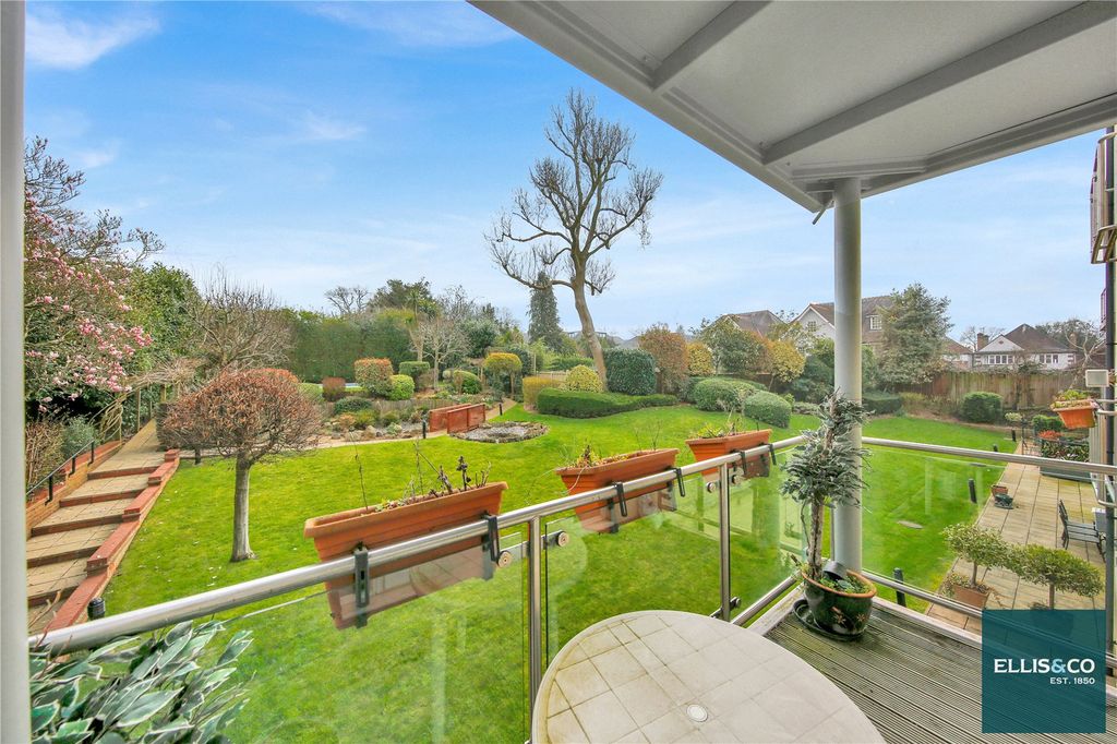 Property photo 3 of 21 Picture No. 21