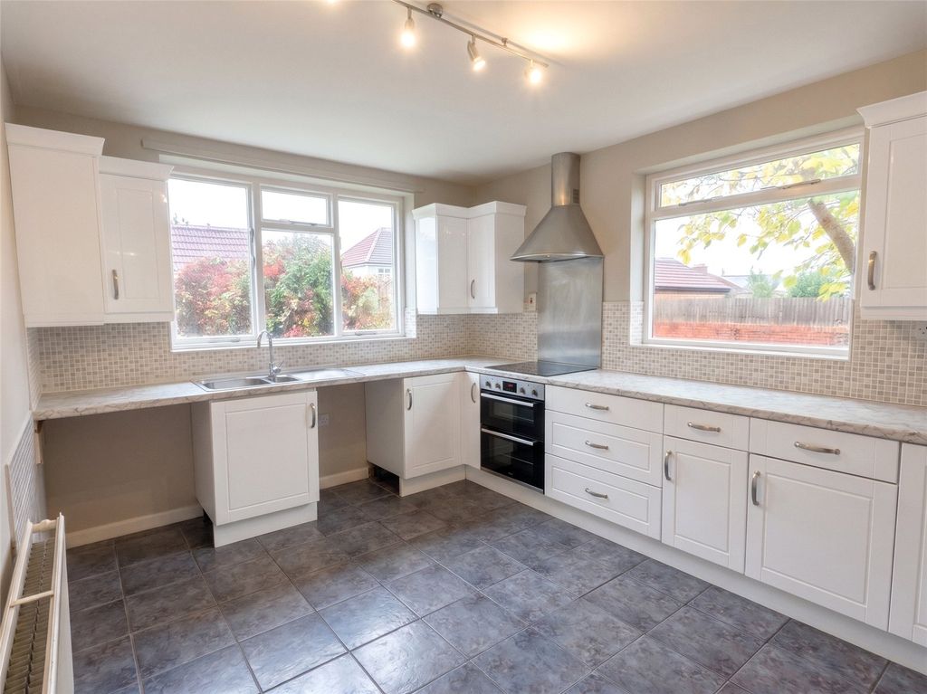 Property photo 1 of 16 Picture No. 22