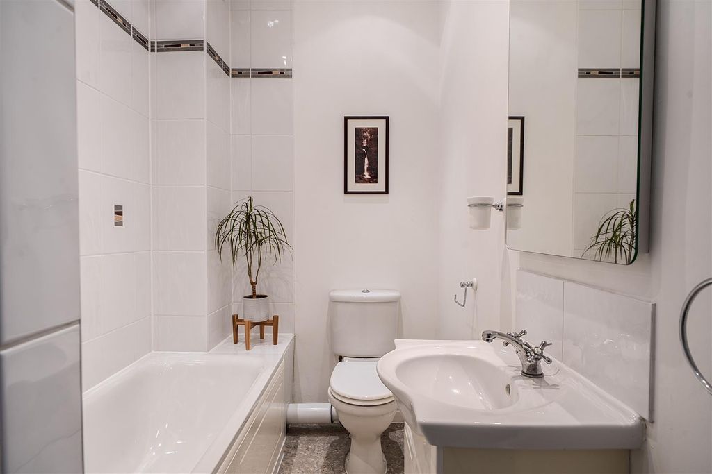 Additional image 17 of 2 bed maisonette for saleCleevewood House, Cleeve Wood Road, Downend, Bristol BS16
