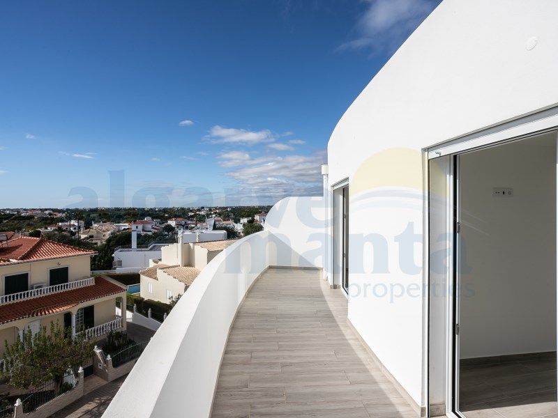 Property photo 1 of 29