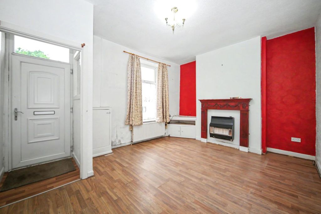 Property photo 2 of 15