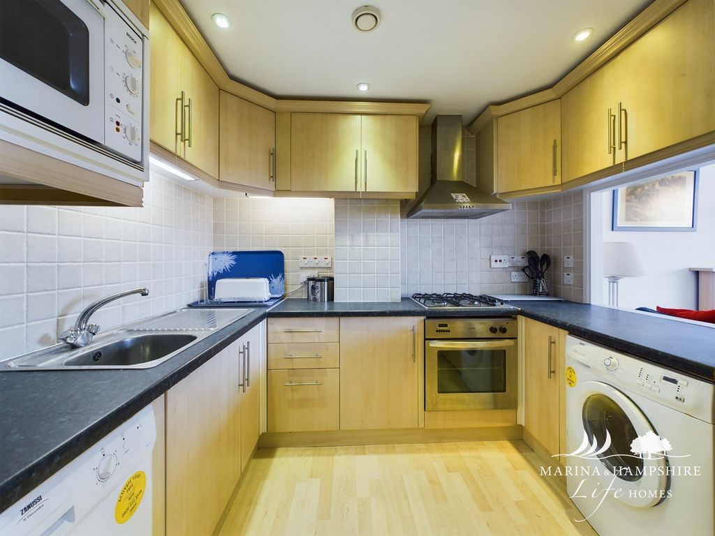 Property photo 2 of 23 Kitchen