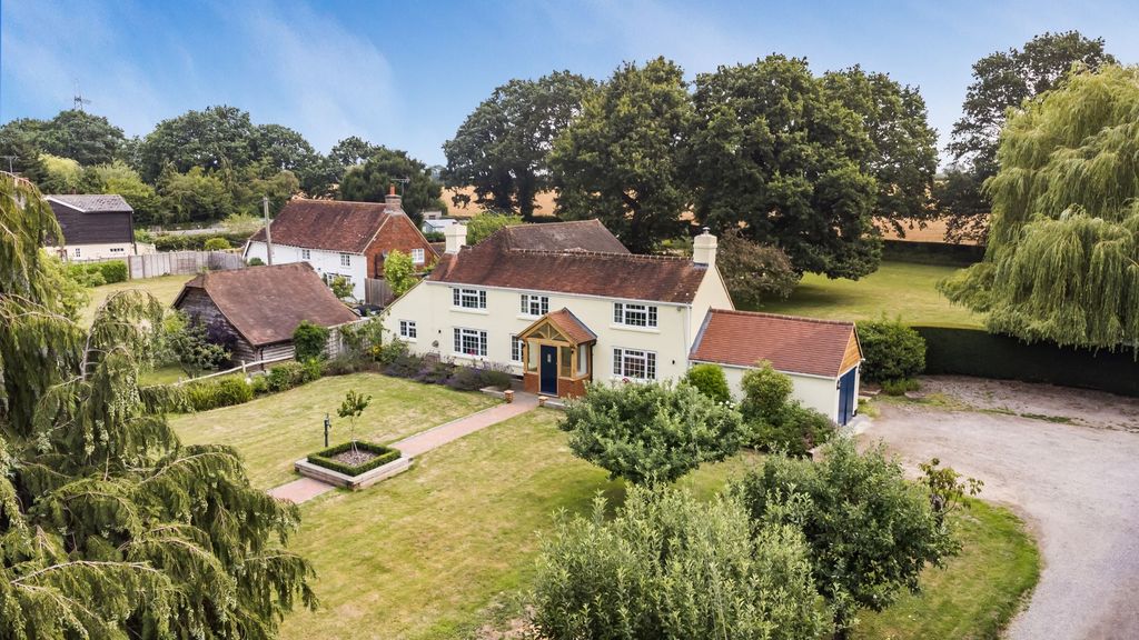 Property photo 1 of 20 Front