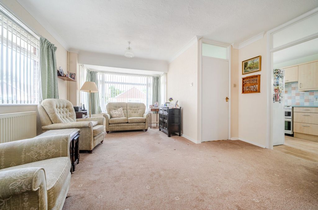 Property photo 2 of 13