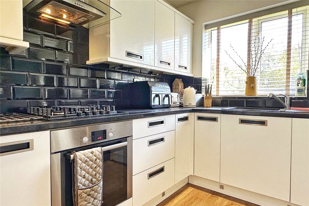 Additional image 11 of 3 bed semi-detached house for saleDownshaw Road, Ashton-Under-Lyne, Greater Manchester OL7