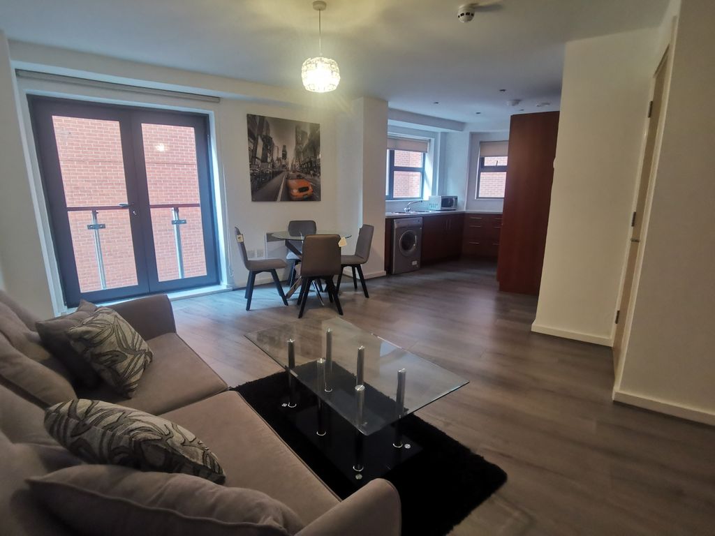 Property photo 2 of 14 Lounge