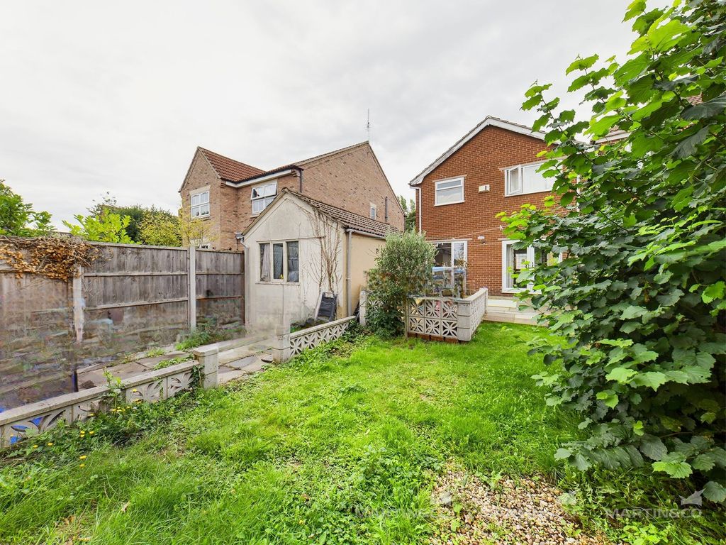 Property photo 3 of 10 Cam00732P1-Pr0151-Still05