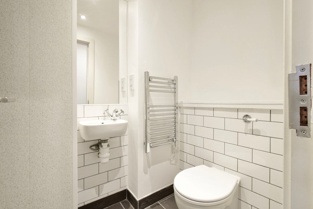 Property photo 2 of 8 Jpg