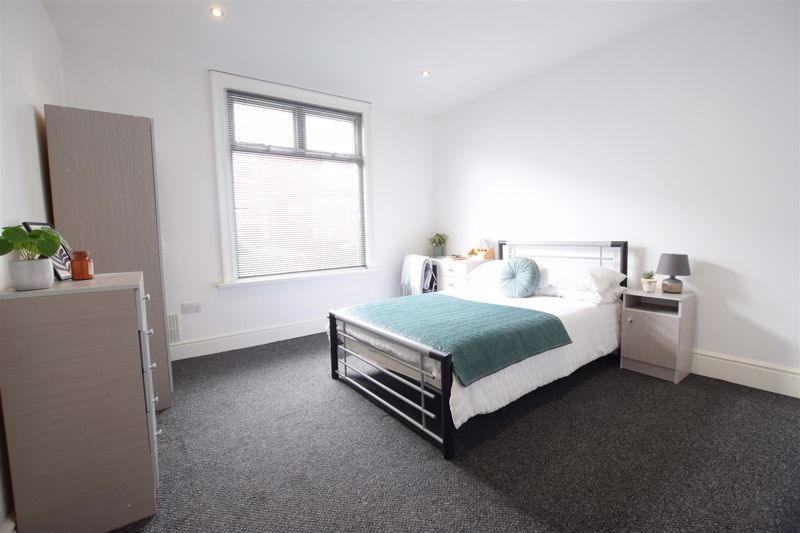 Property photo 3 of 4 Photo 1