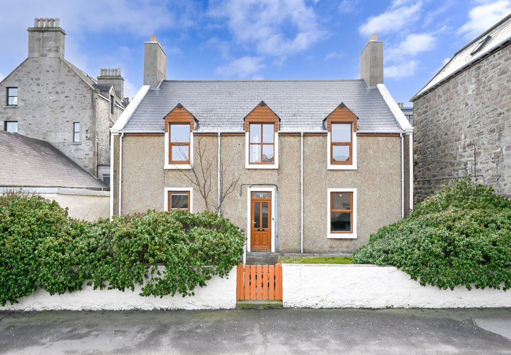 Property photo 1 of 36