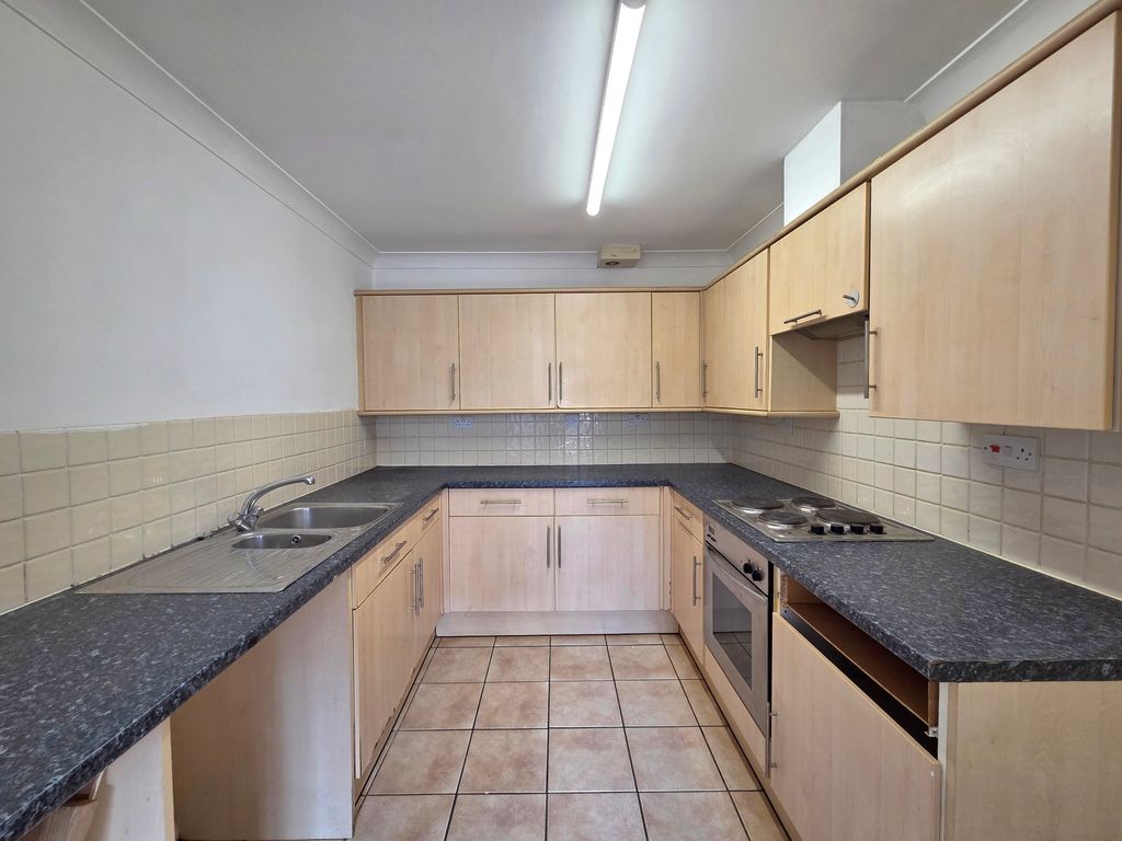 Property photo 2 of 9 Image