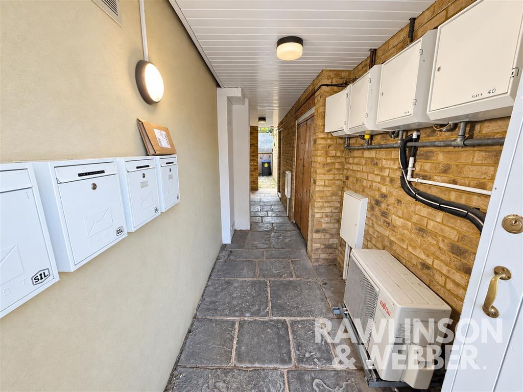 Property photo 3 of 12 Alto Photos (9).Png