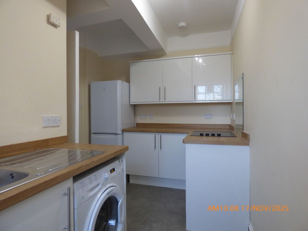 Property photo 3 of 9 P1350181