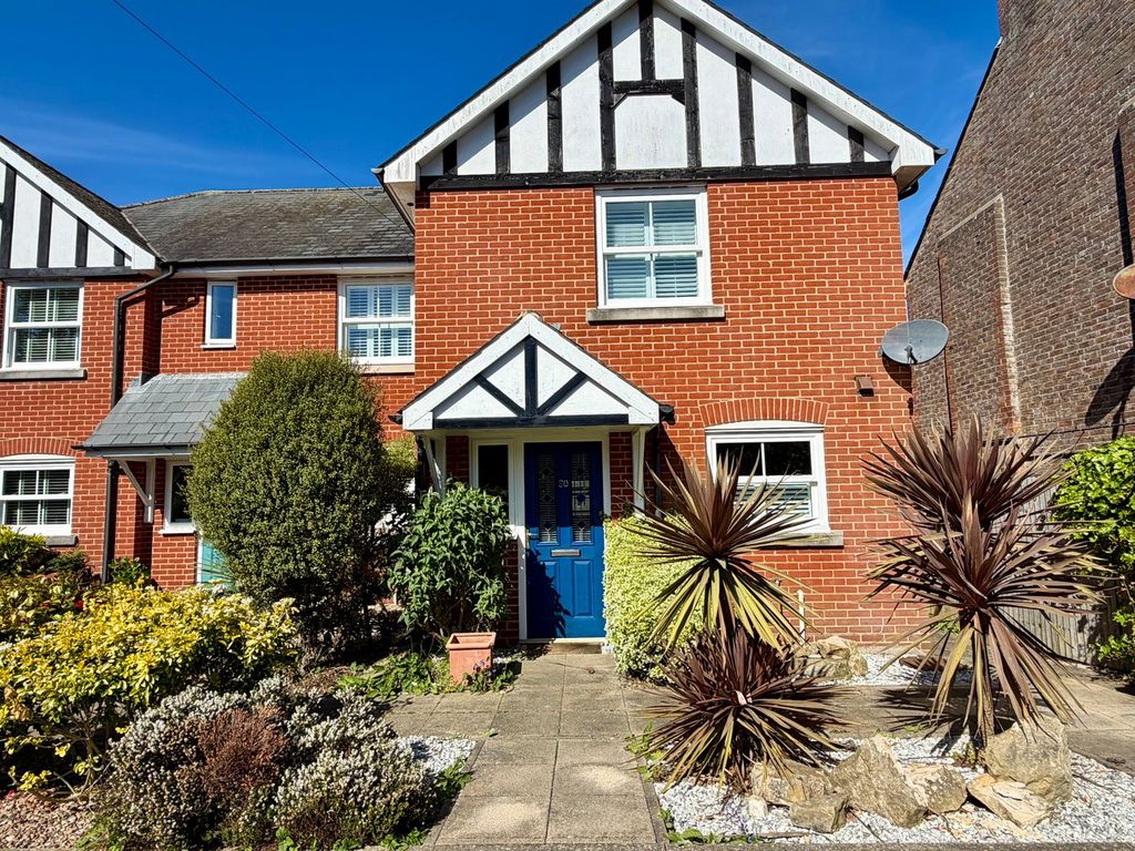 Property photo 1 of 27