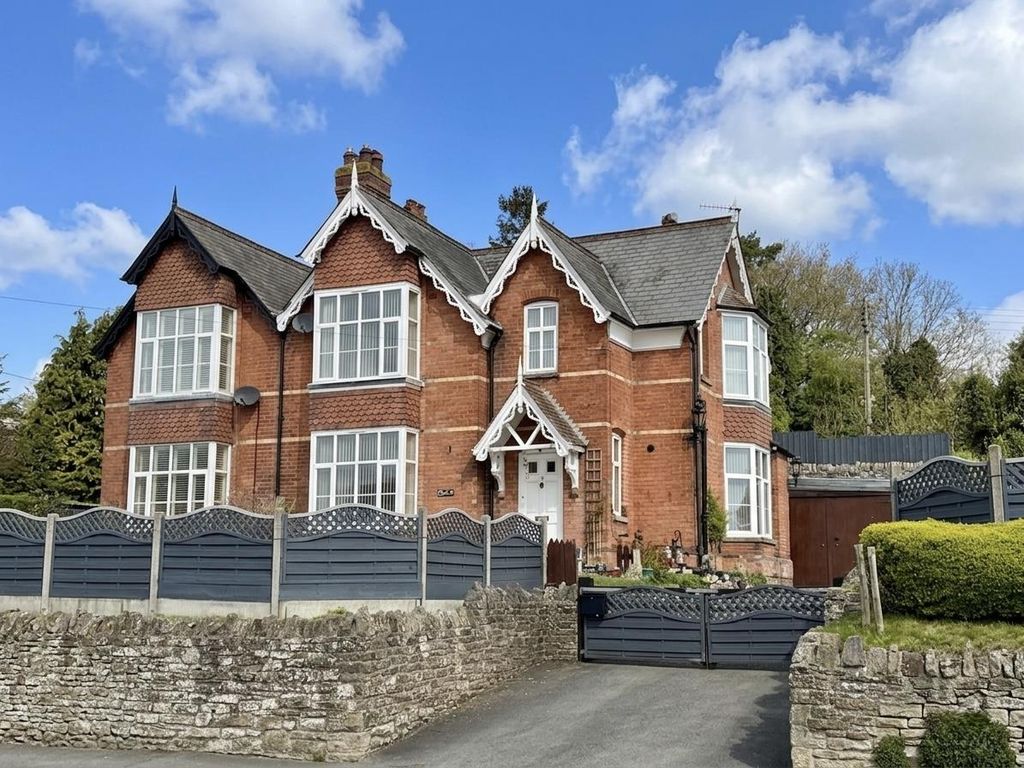 Property photo 1 of 36