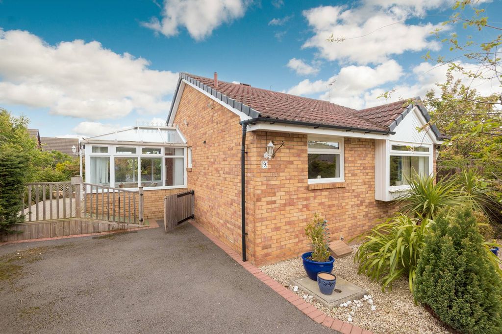 Property photo 1 of 32 Primary Property Image