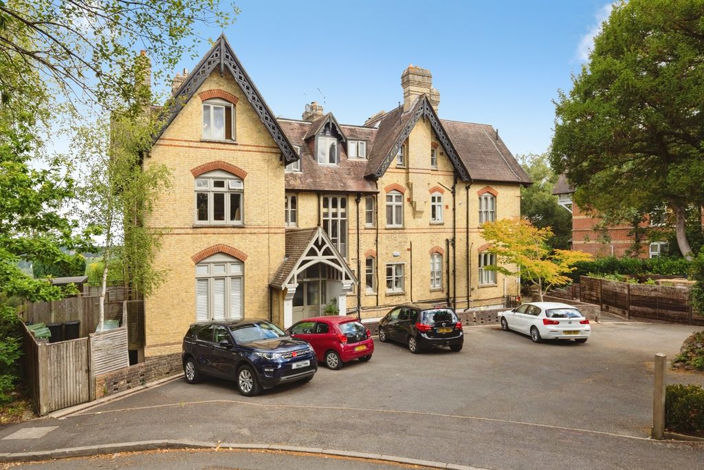 Property photo 1 of 19