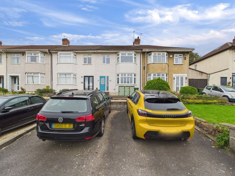 Property photo 2 of 32