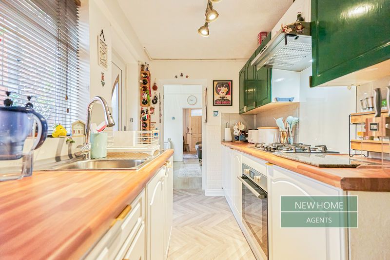 Property photo 2 of 23 Photo 11