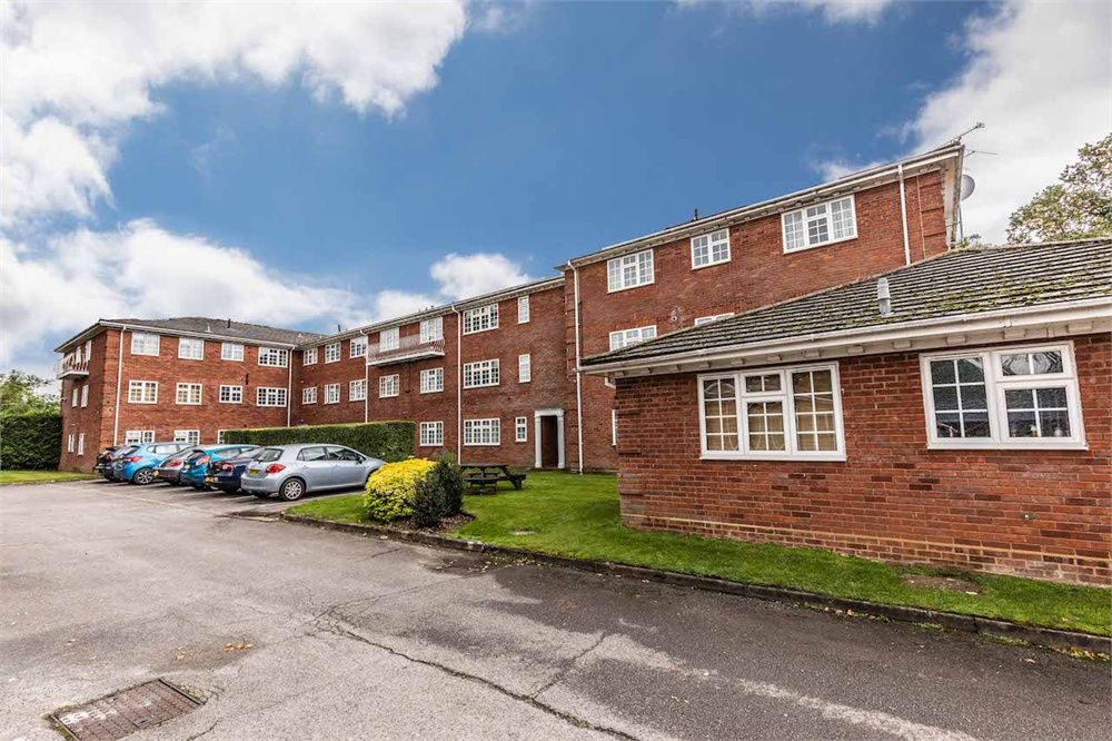 Property photo 1 of 10