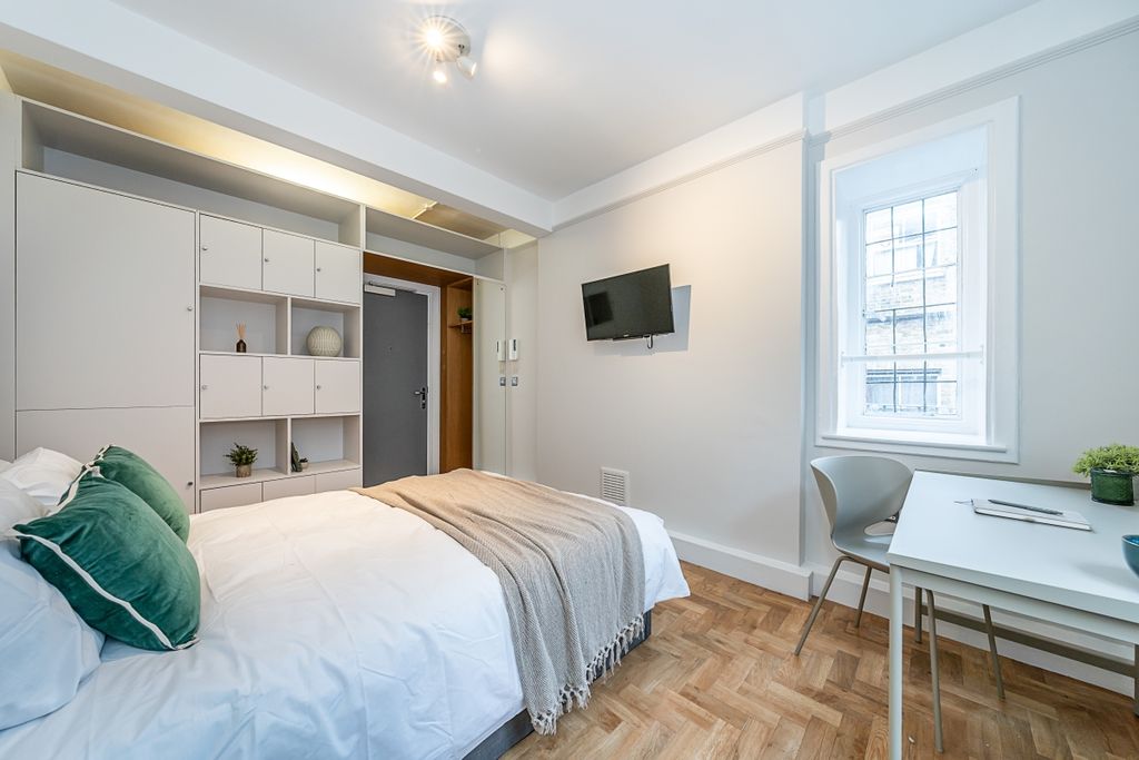 Property photo 1 of 18 Room-5C-Kimmersto...