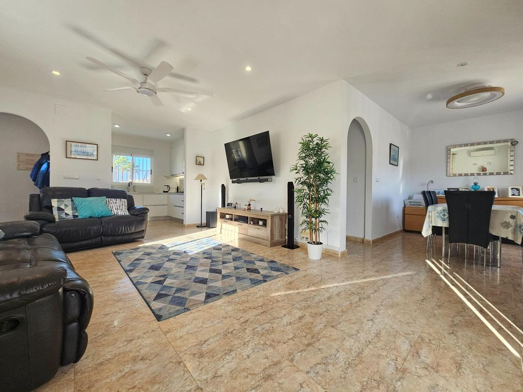 Property photo 3 of 26