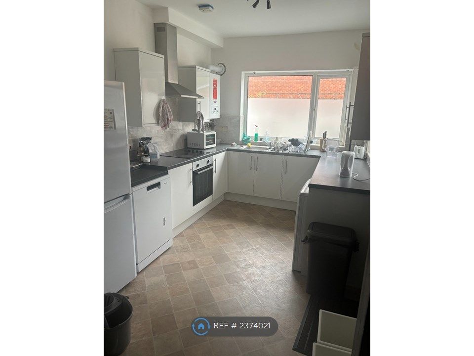 Property photo 2 of 3