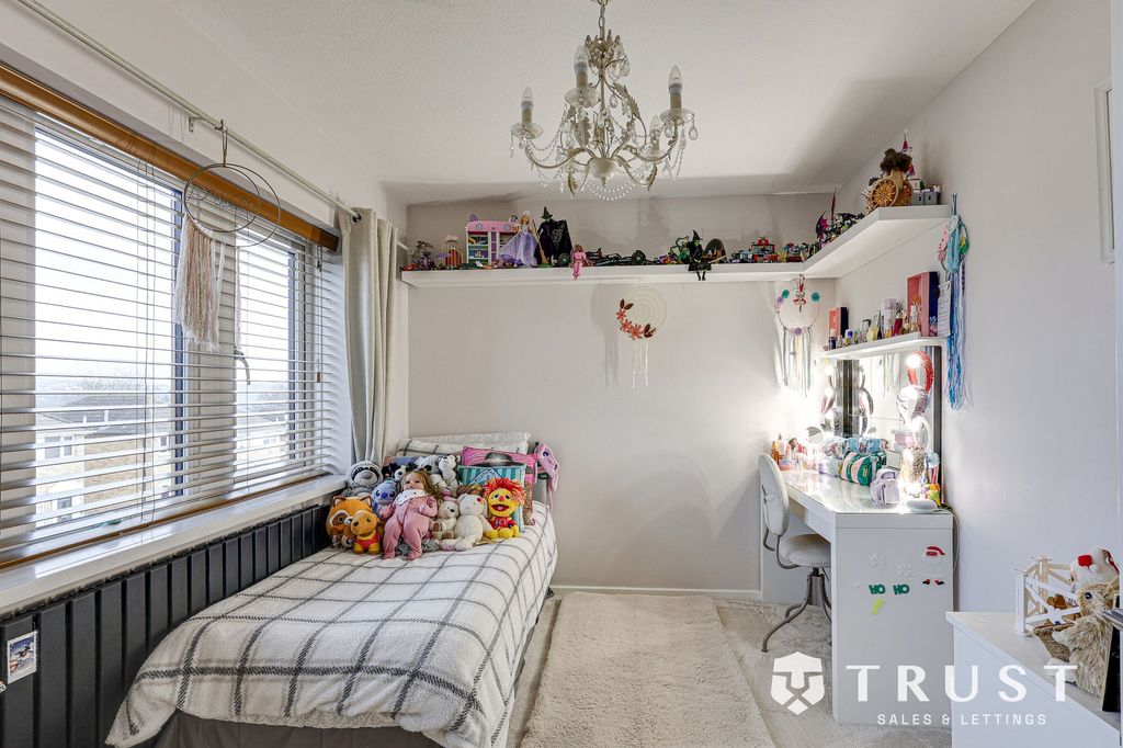 Additional image 30 of 4 bed detached bungalow for saleHall Park Avenue, Liversedge WF15