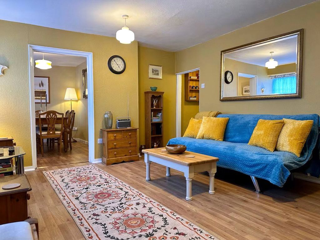 Property photo 2 of 18 Picture No. 26