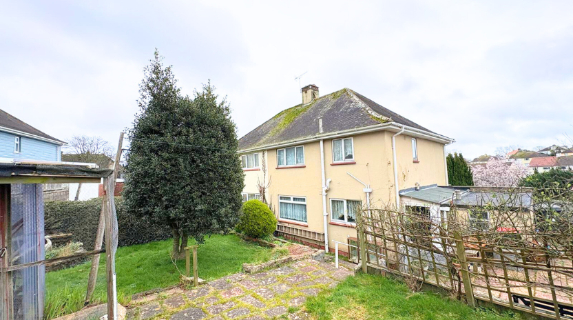 Property photo 2 of 13