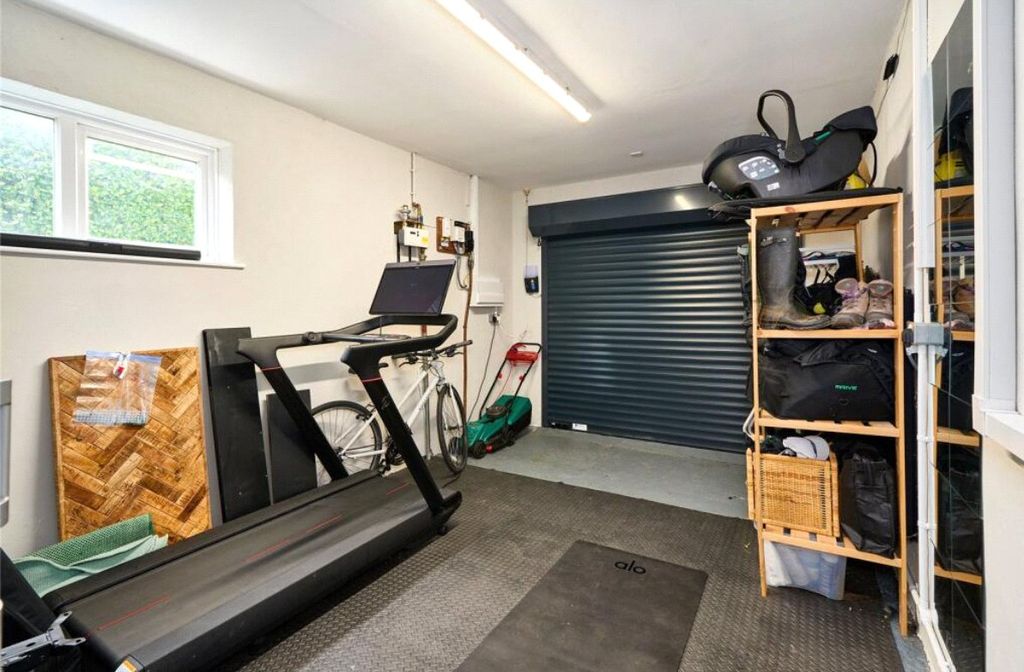 Property photo 3 of 11 Picture No. 01