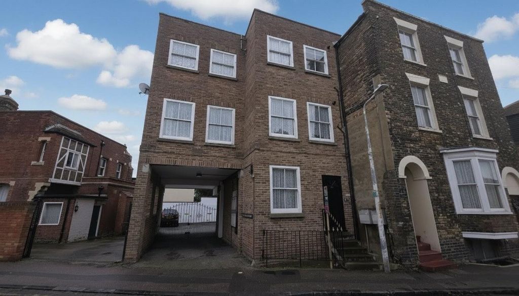 Property photo 1 of 8 1764604397666~2.Jpg