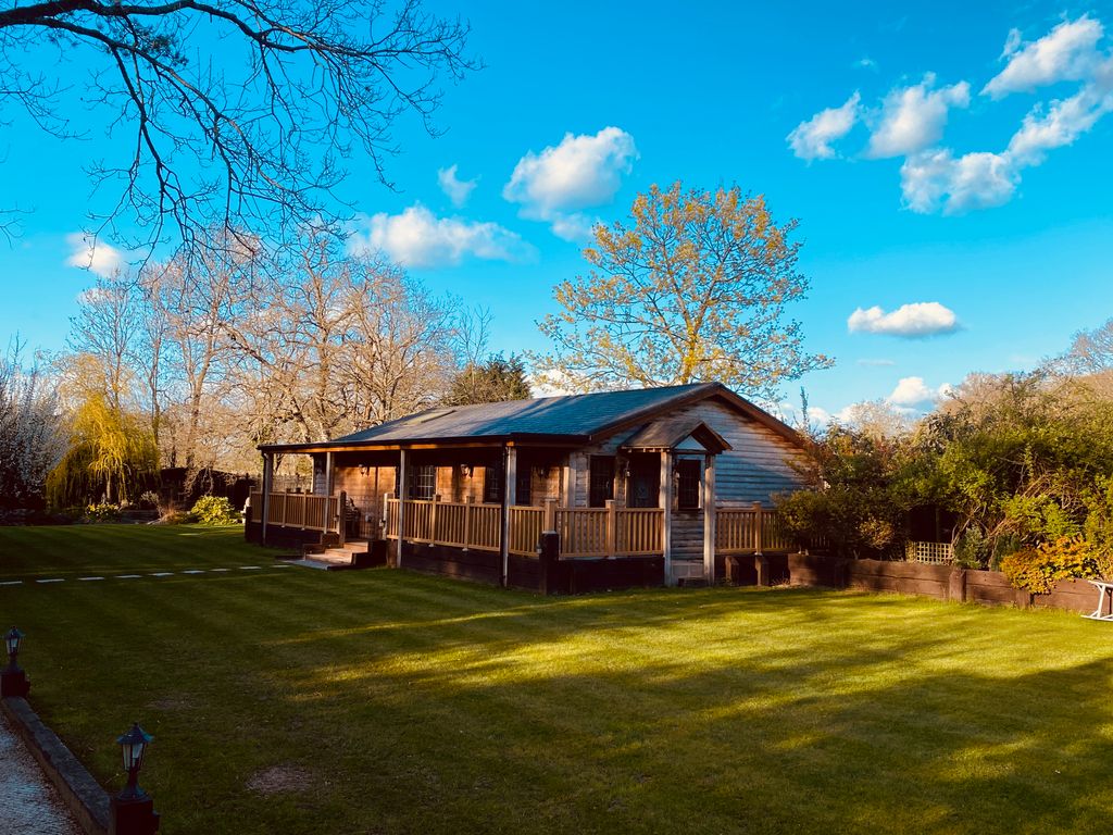 Property photo 3 of 22