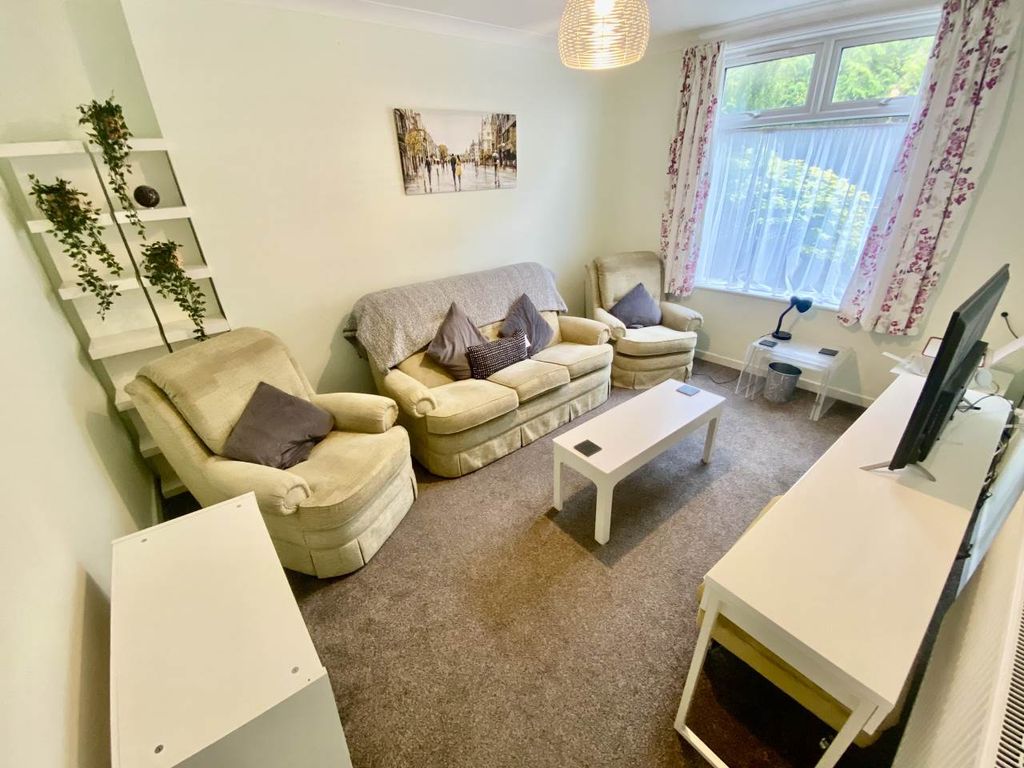 Property photo 1 of 17 Img_4257