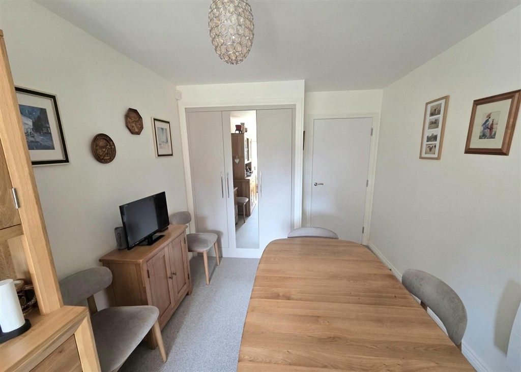 Property photo 2 of 6 Dining Area 23 Sep