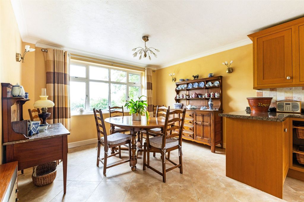 Property photo 3 of 19 Picture No. 07