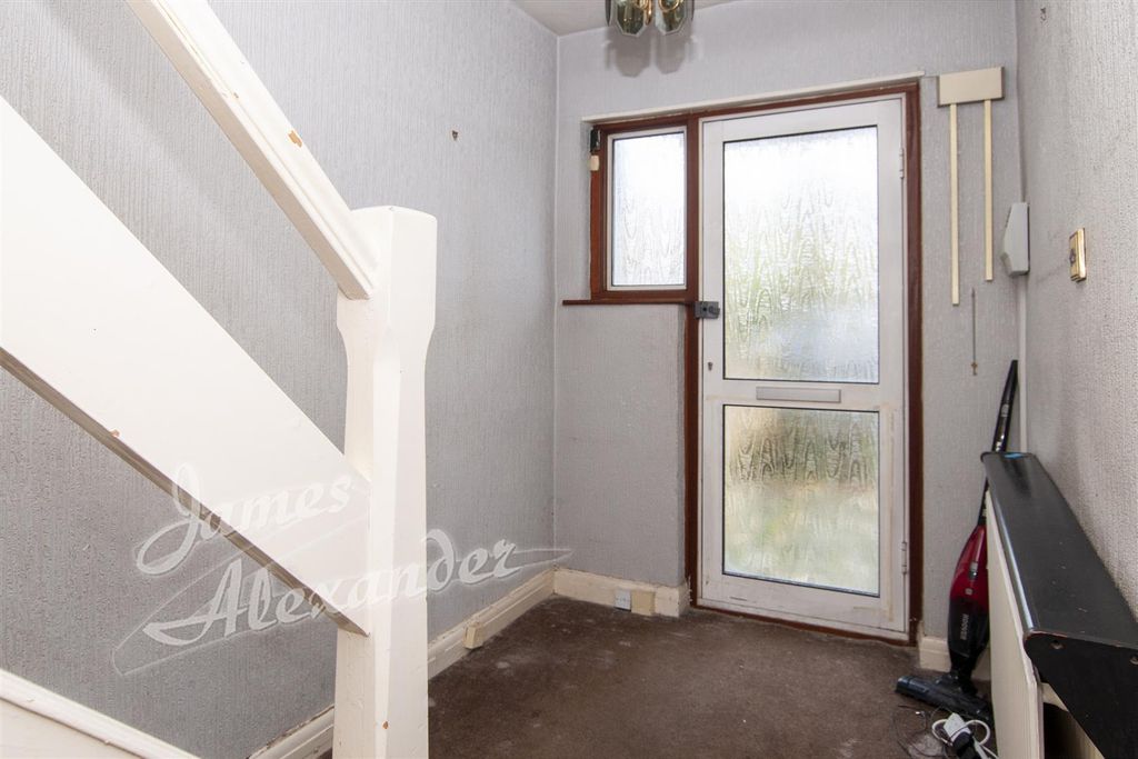 3 bed property for sale