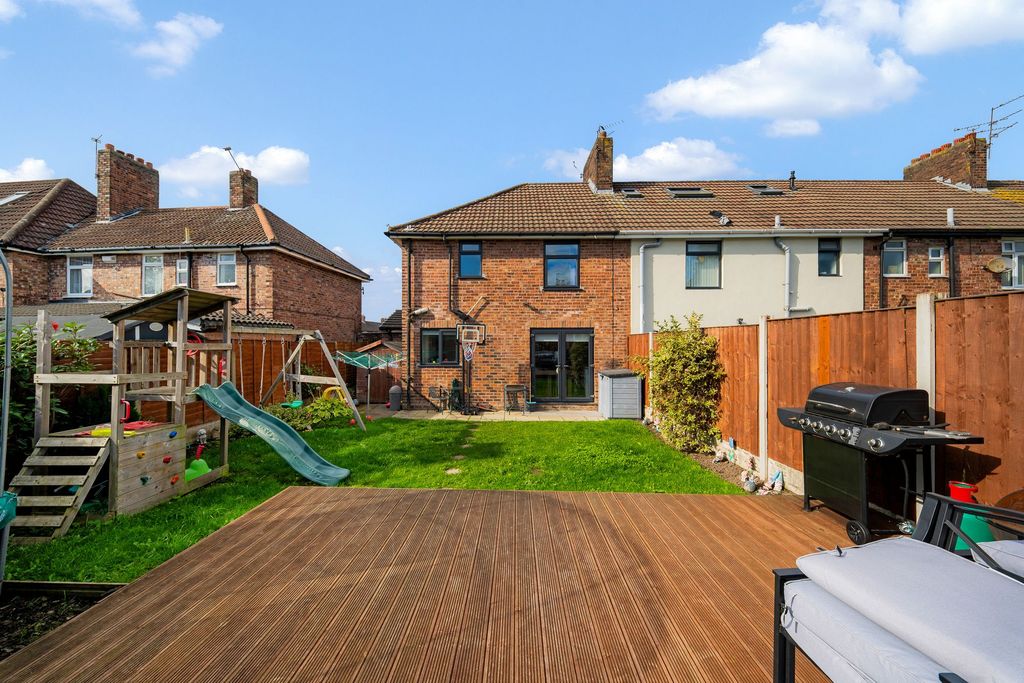 Property photo 3 of 26