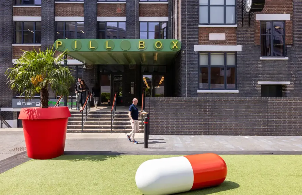 Property photo 2 of 8