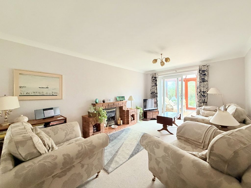 Property photo 3 of 24
