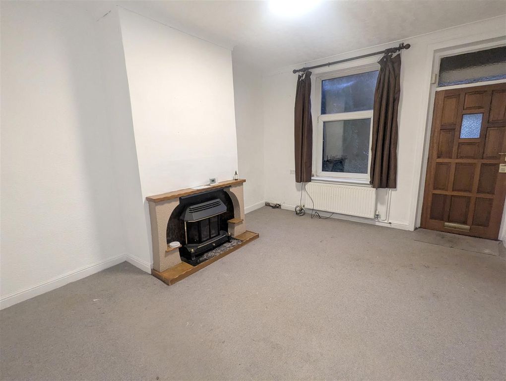 Property photo 2 of 12 Pxl_20251216_160630807.Jpg