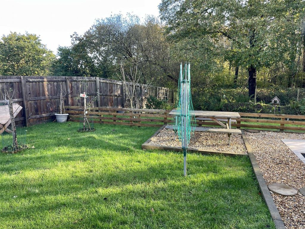 Property photo 3 of 15 Picture No. 08