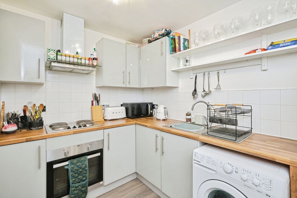 Property photo 3 of 20 Pbox-Img.Jpg