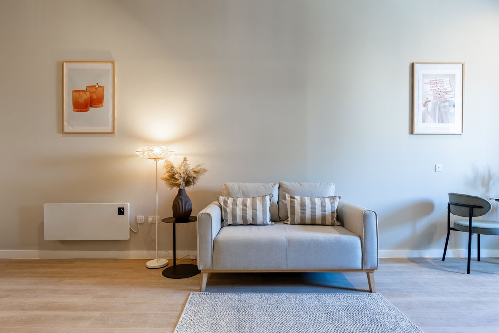 Property photo 3 of 25 Stretch Studio Plus