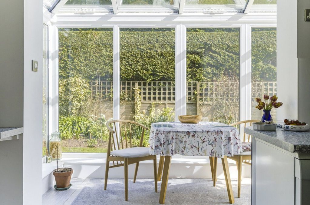 Property photo 3 of 13 Breakfast Room