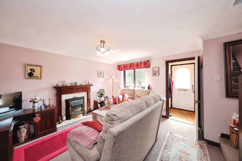 Property photo 3 of 21 Img_7619