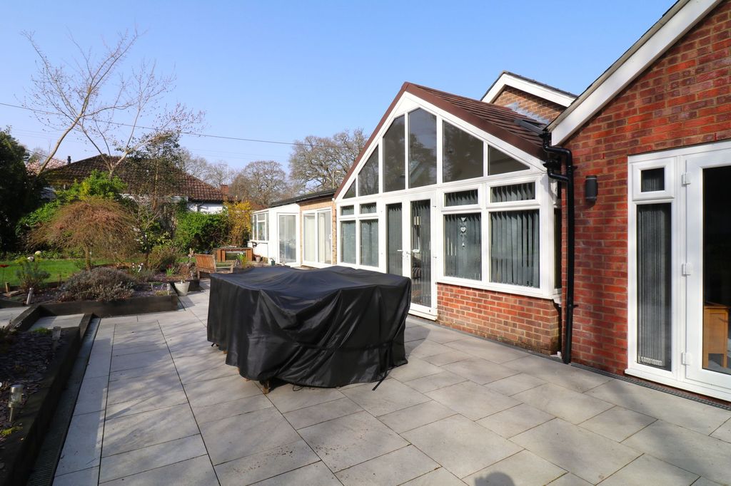 Additional image 25 of 4 bed detached bungalow for saleBotley Road, West End SO30