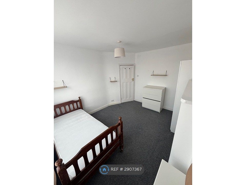 Property photo 2 of 4