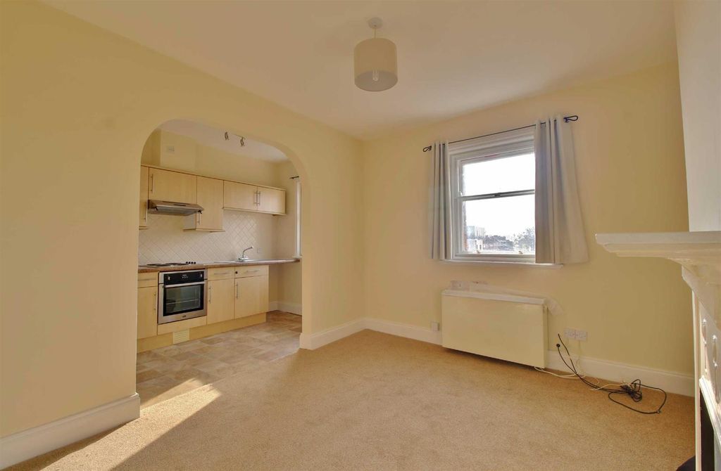 Property photo 3 of 8 Open Plan Living