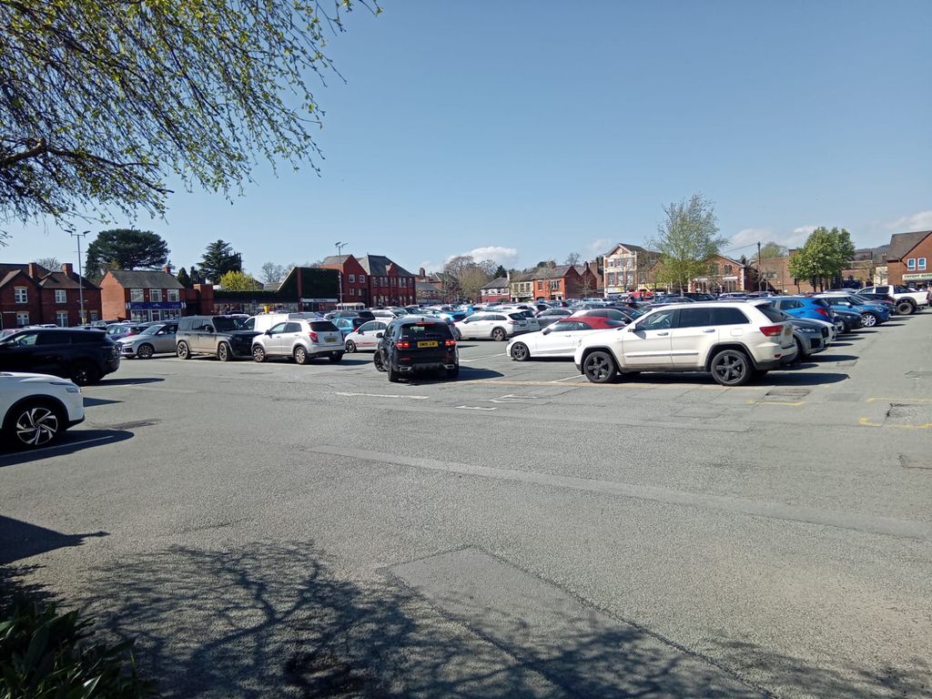 Property photo 3 of 4